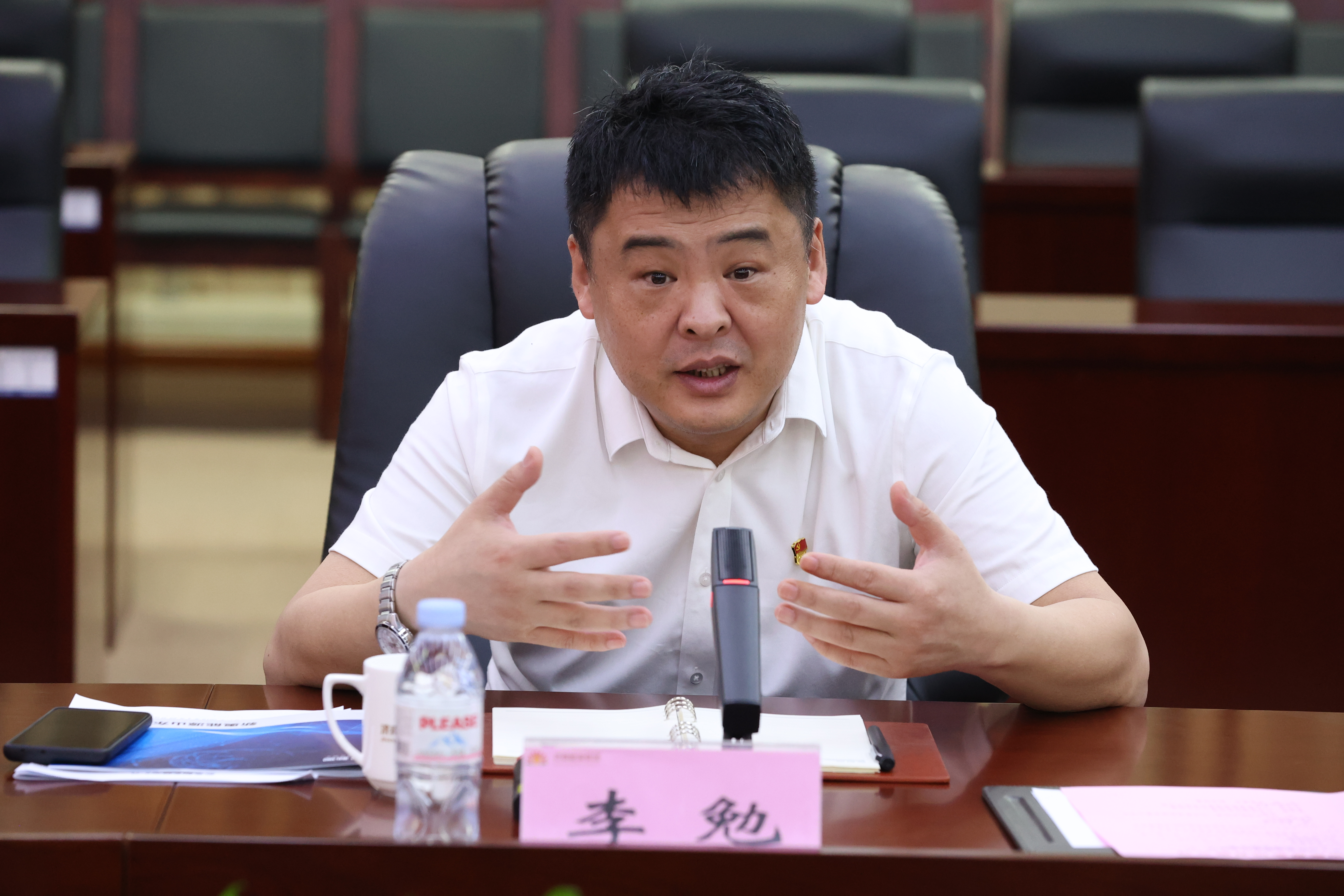 PT视讯|一触即发