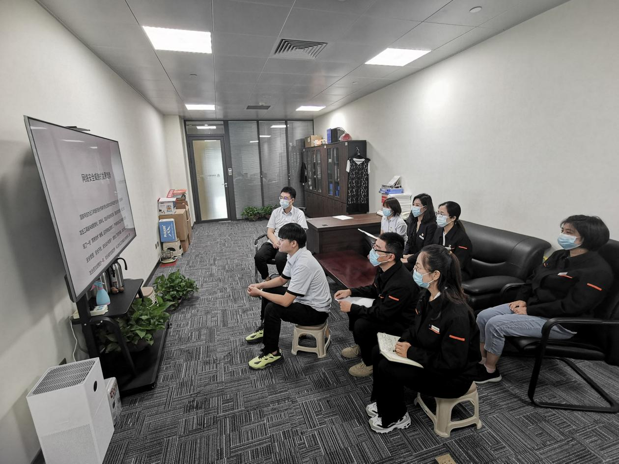 PT��Ѷ|һ������