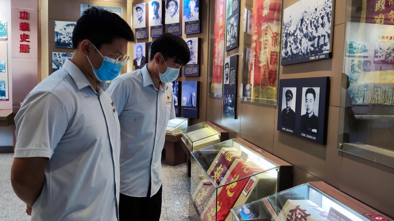 PT��Ѷ|һ������