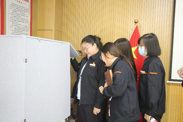 PT视讯|一触即发