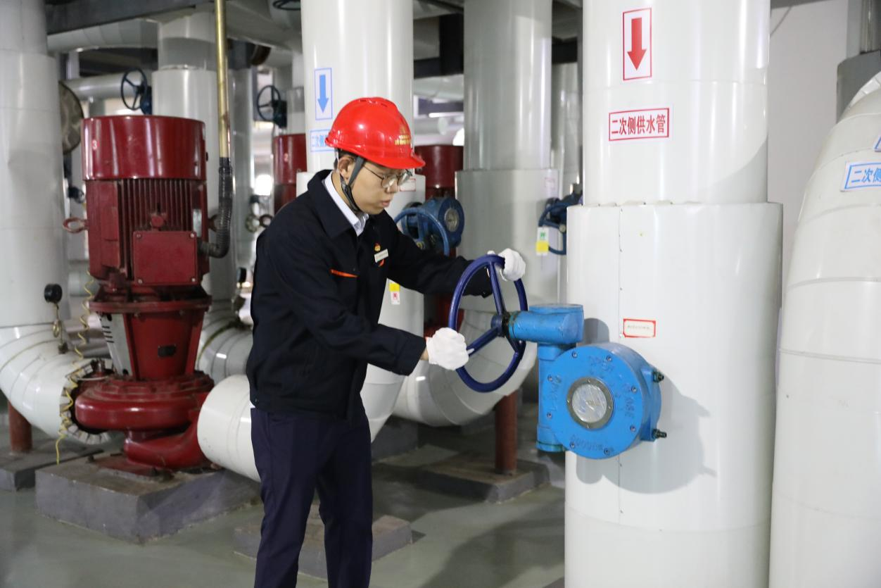 PT视讯|一触即发