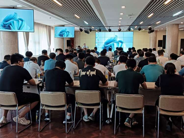 PT��Ѷ|һ������