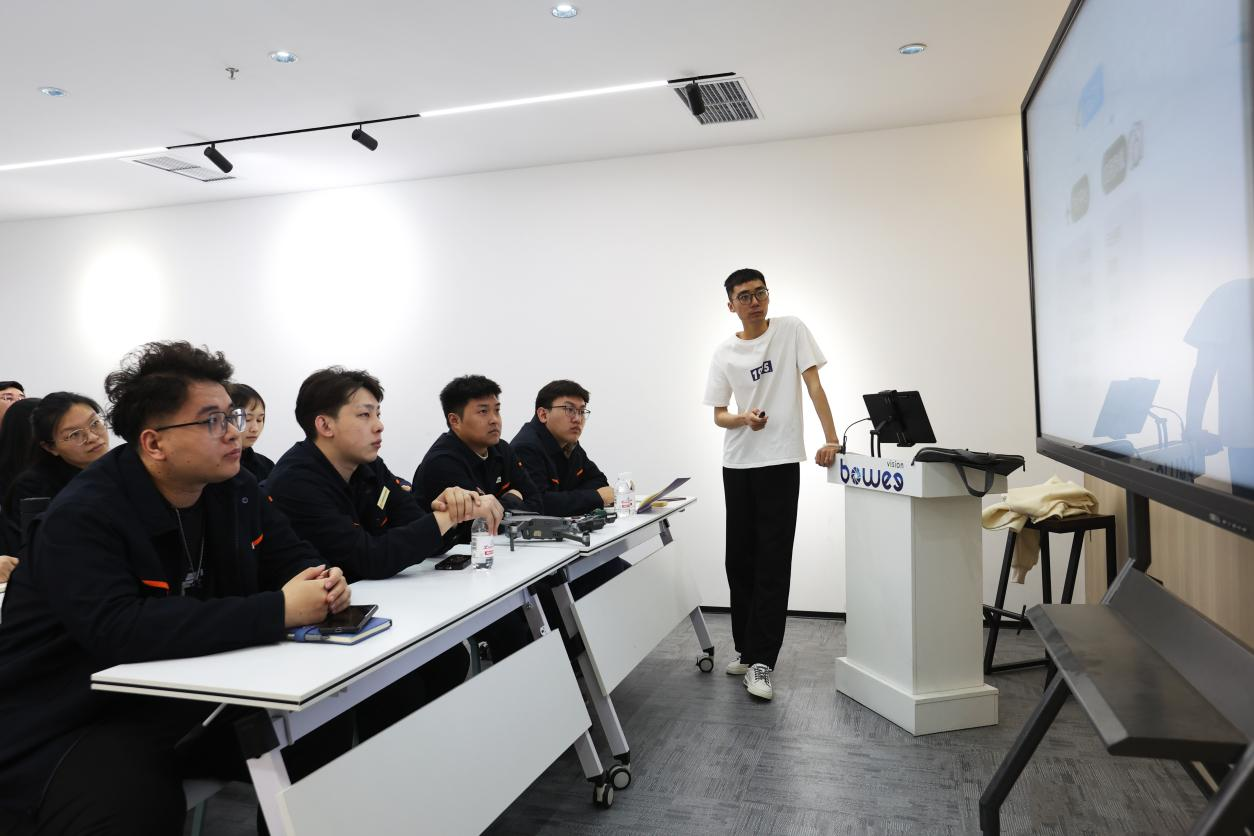 PT视讯|一触即发