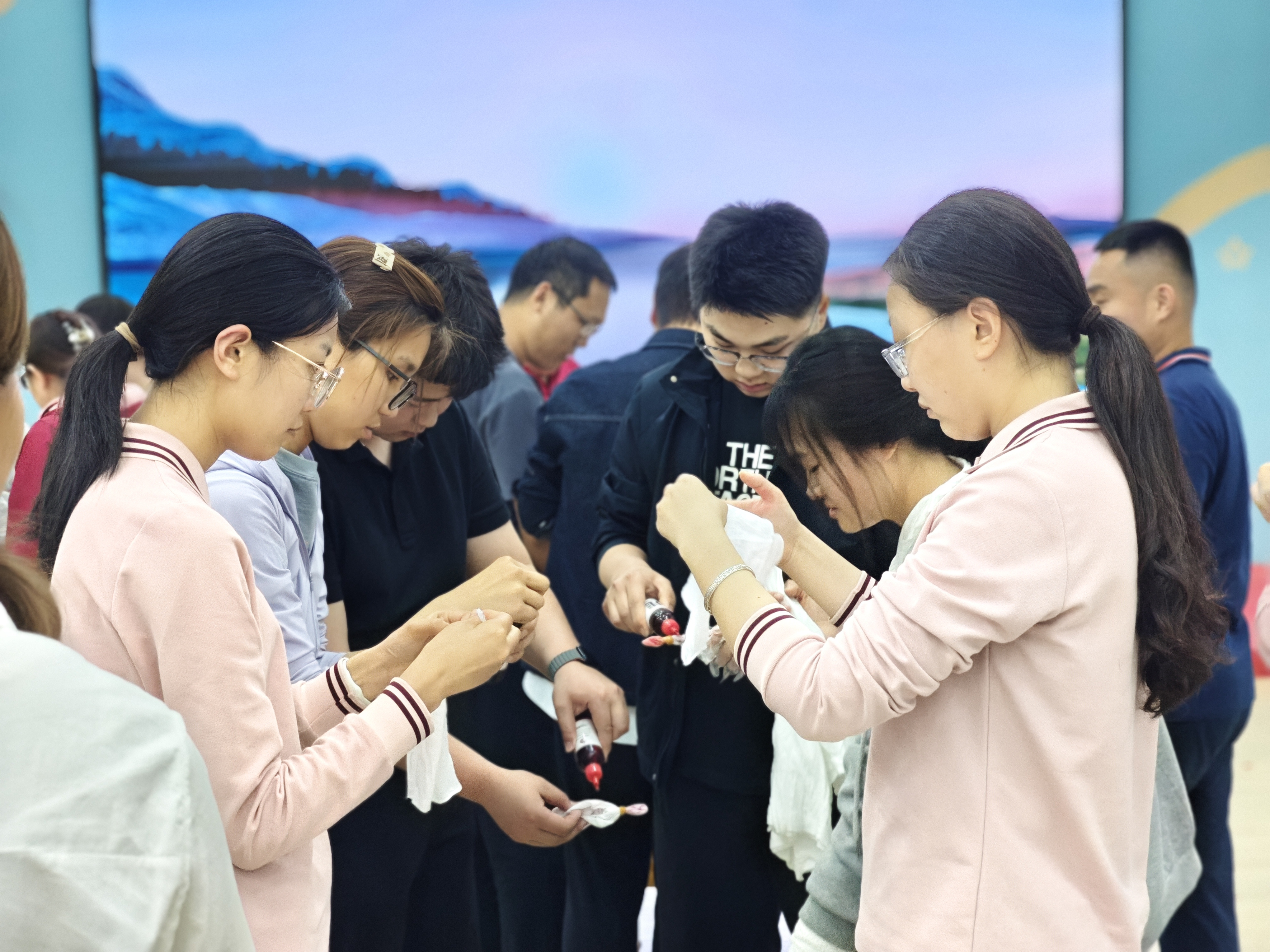 PT视讯|一触即发